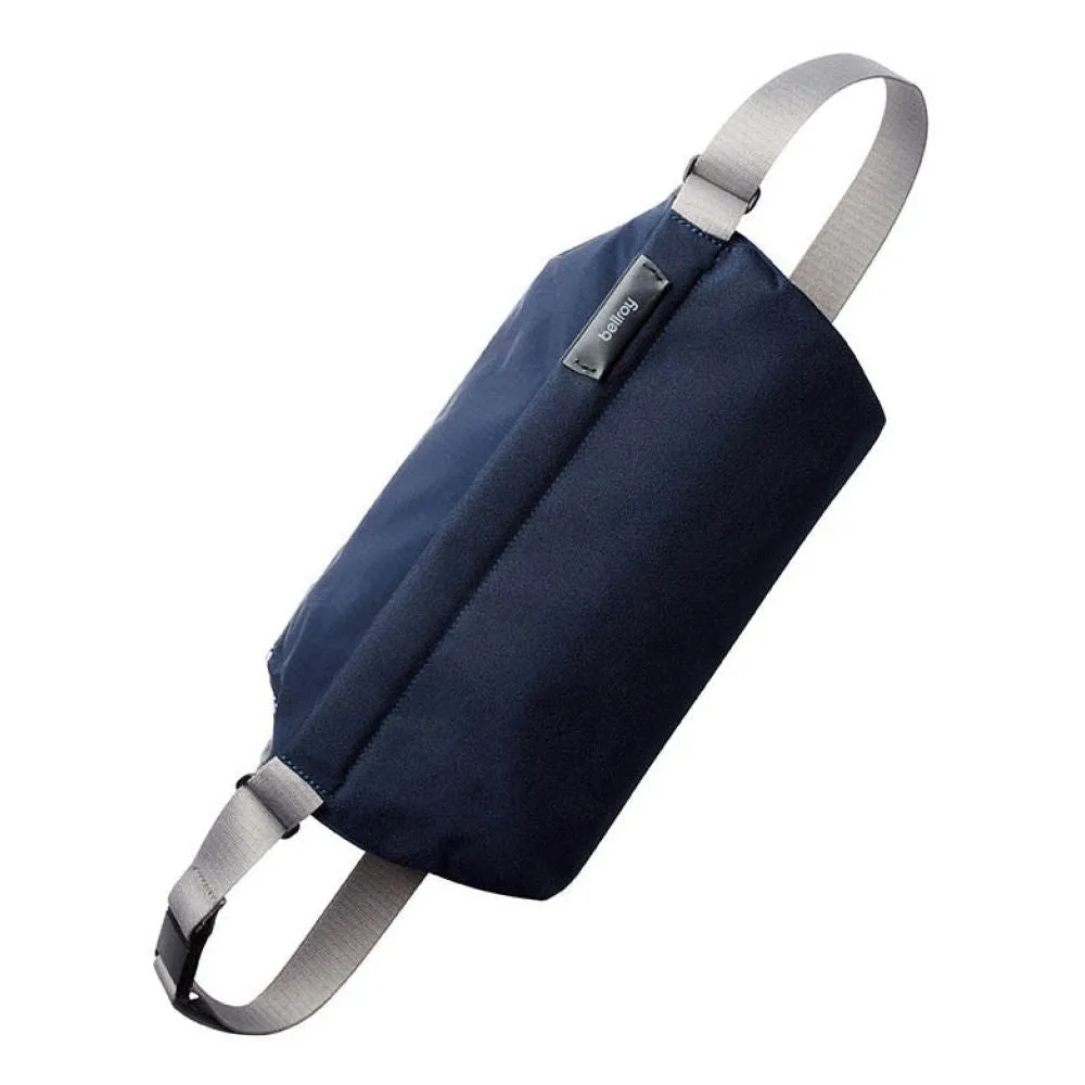 Bellroy Sling in Navy