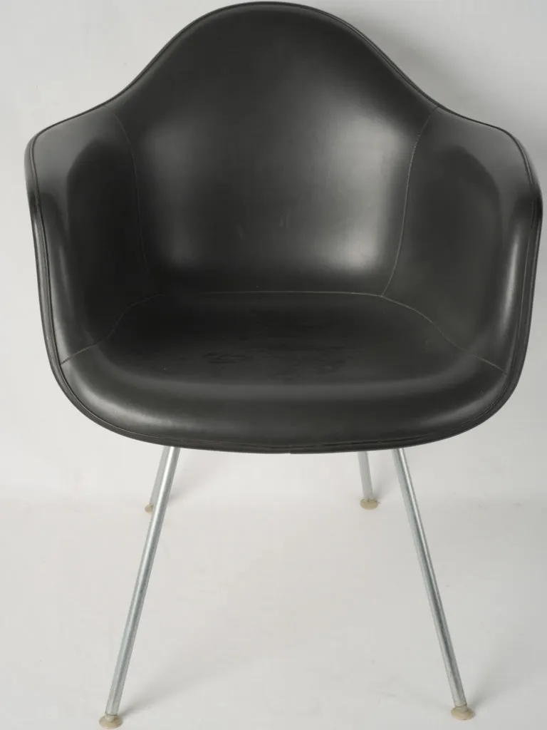 Pair of Eames Molded Fiberglass Armchairs w/ Latex - black 31½"