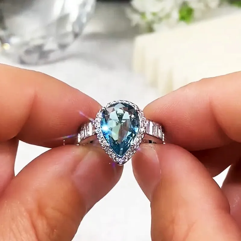 Victorian Jewelry Luxury Blue Pear Cut Cubic Zircon Cocktail Ring for Women